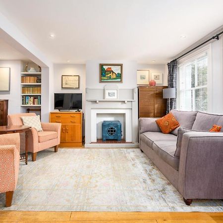 Delightful Bird Sisters Cottage With Free Parking Hove Esterno foto