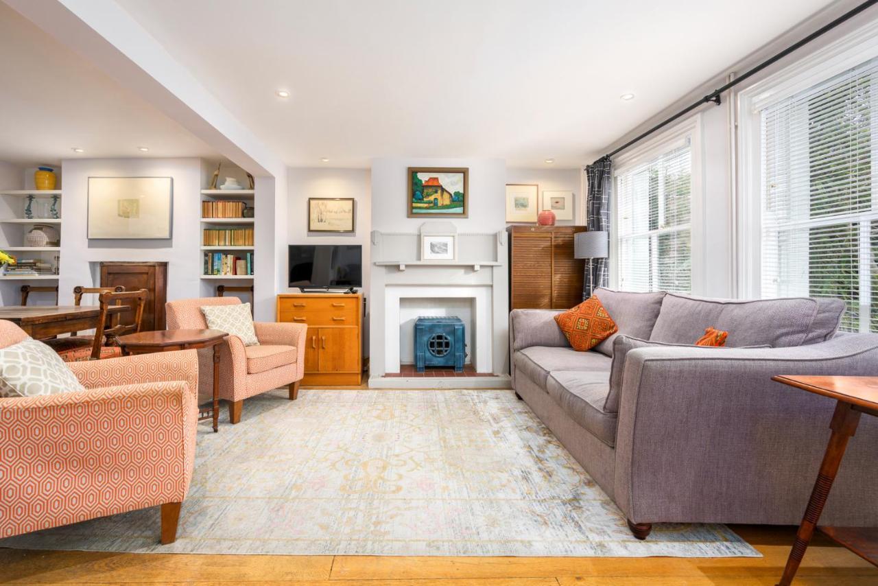 Delightful Bird Sisters Cottage With Free Parking Hove Esterno foto