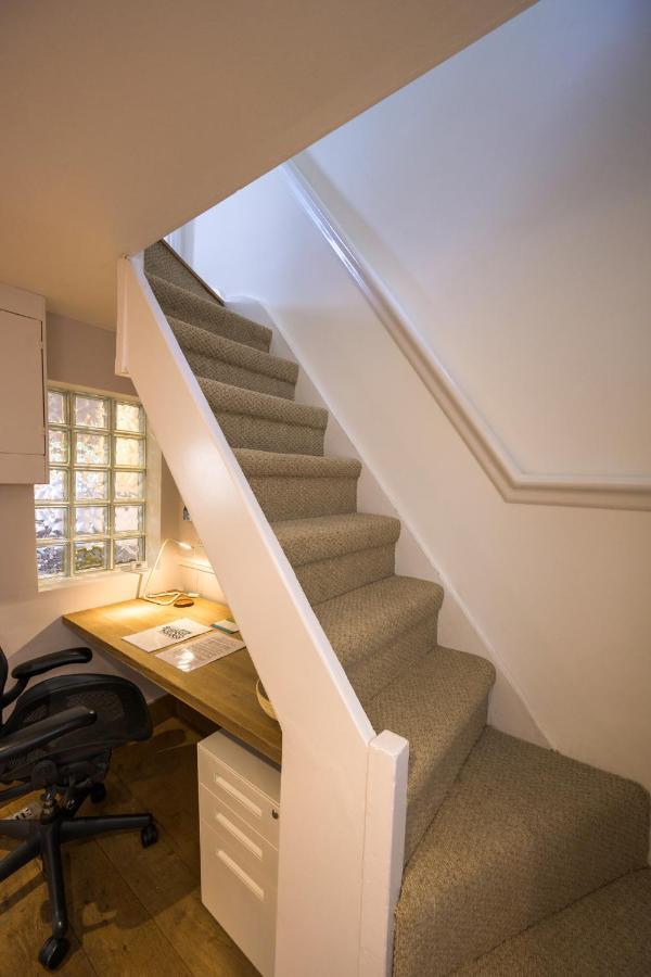 Delightful Bird Sisters Cottage With Free Parking Hove Esterno foto