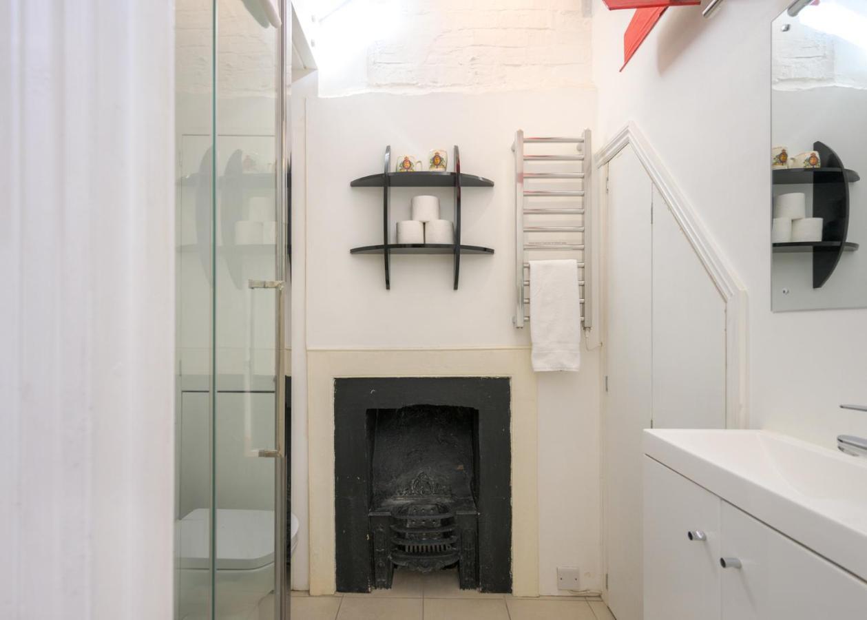 Delightful Bird Sisters Cottage With Free Parking Hove Esterno foto